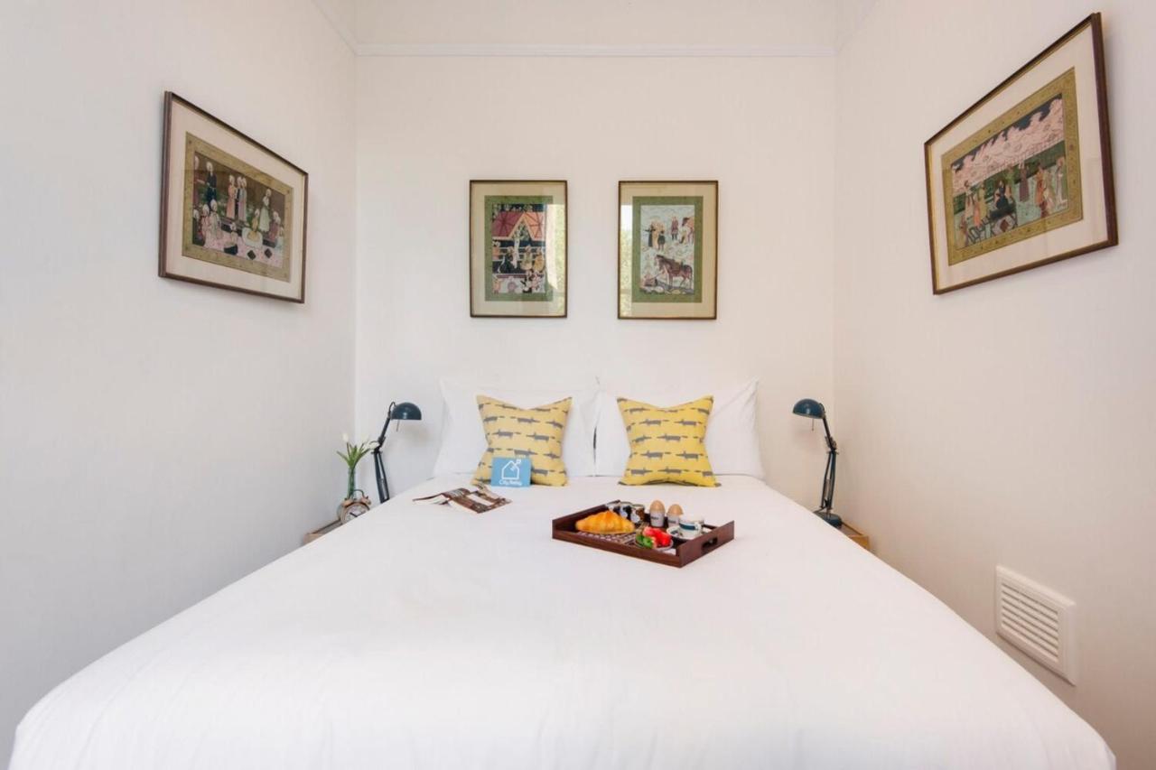 The Stunning Philbeach Garden Apartment London Bagian luar foto