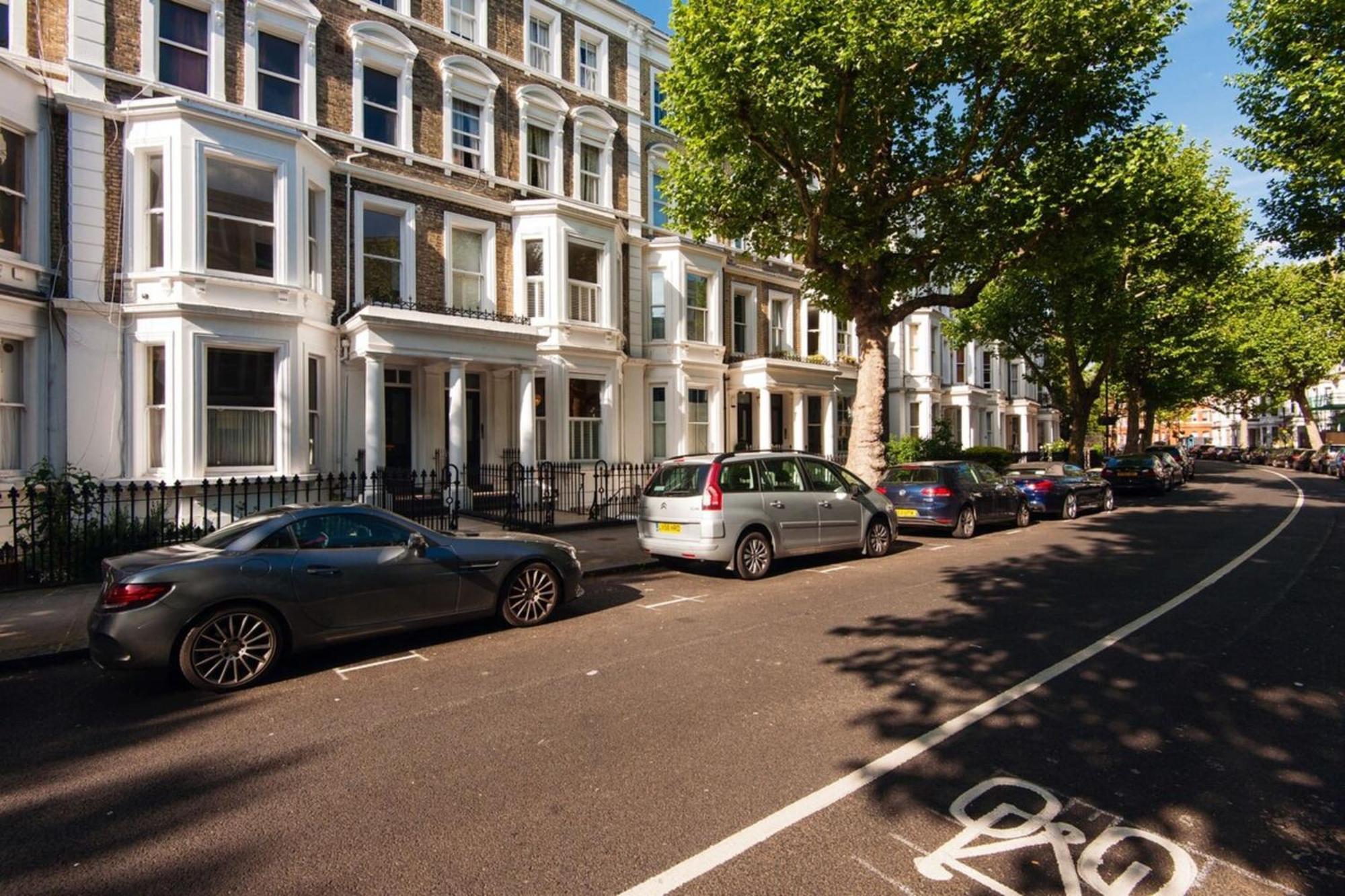 The Stunning Philbeach Garden Apartment London Bagian luar foto