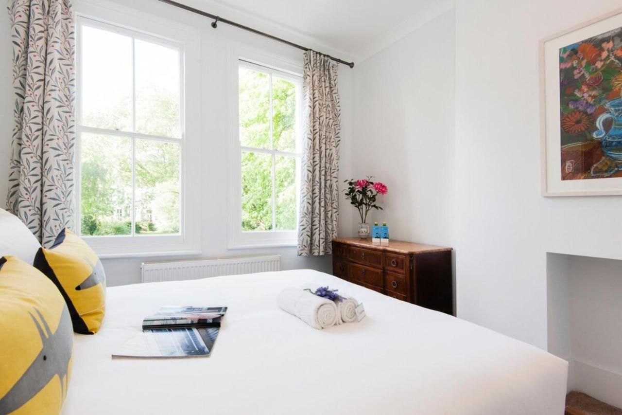 The Stunning Philbeach Garden Apartment London Bagian luar foto